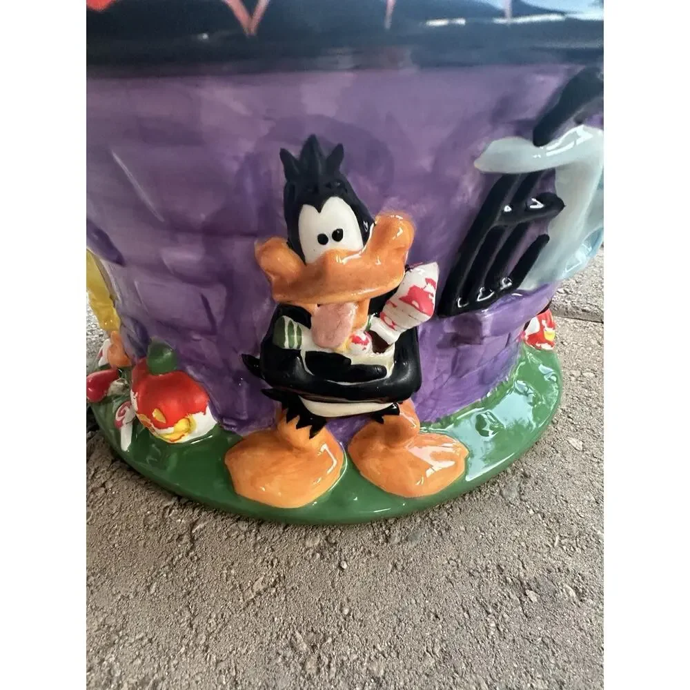 Looney Tunes Halloween Ceramic Warner Bros. Studio Store 1999 Candy Bowl